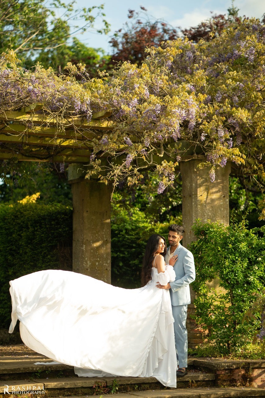 White Puff Sleeve Flying Dress - Medium Trail