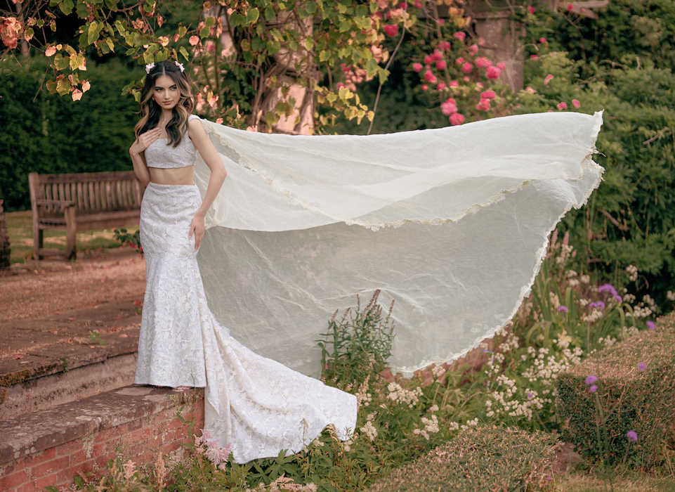 Ivory White embroidered lace set with veil