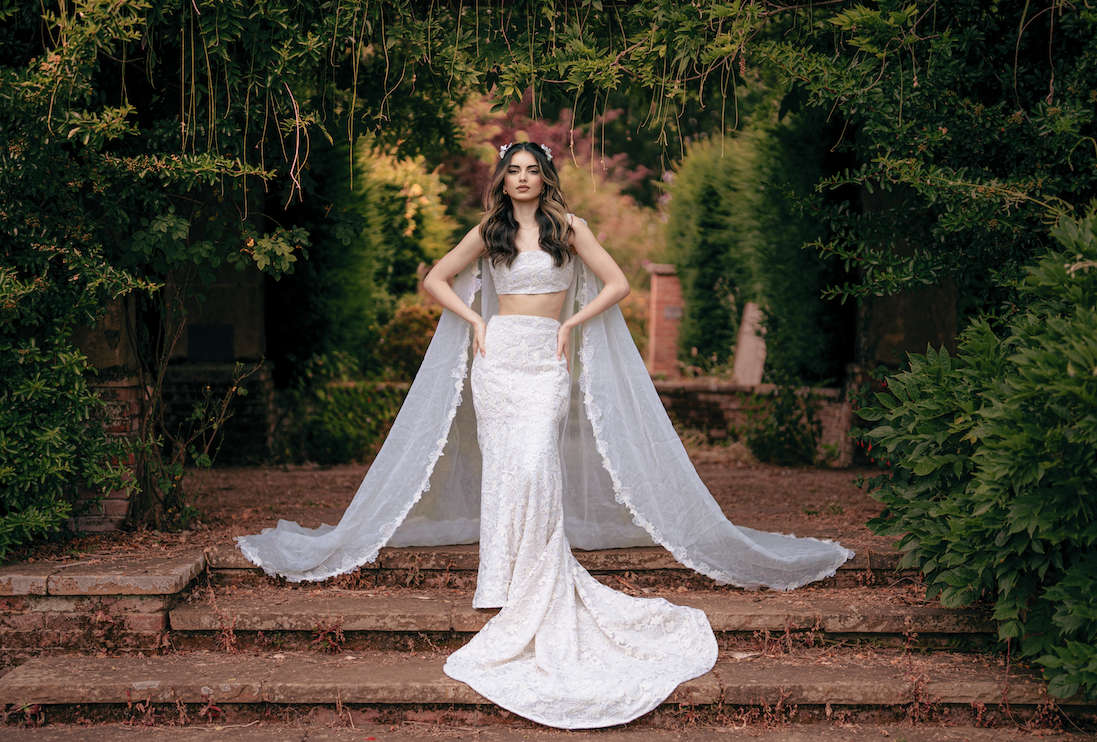 Ivory White embroidered lace set with veil