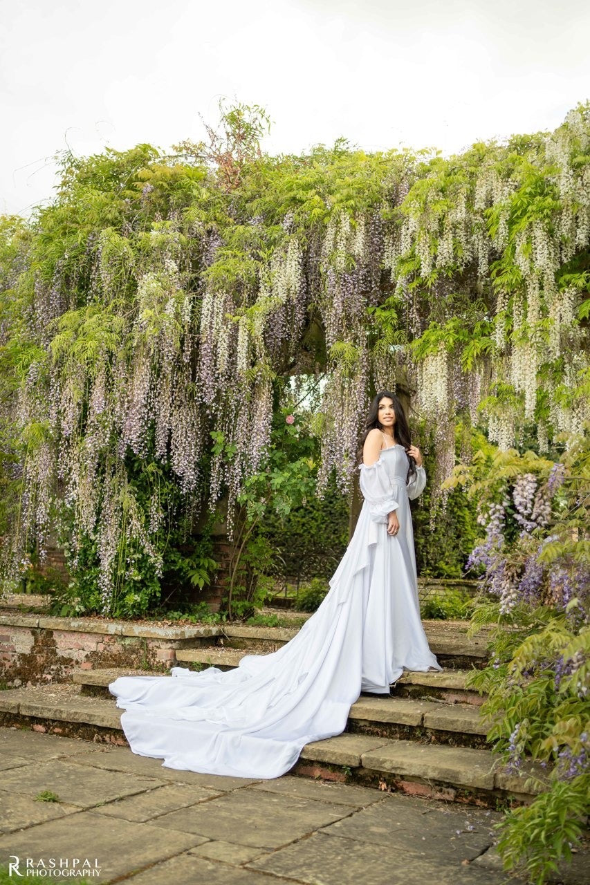 White Puff Sleeve Flying Dress - Medium Trail